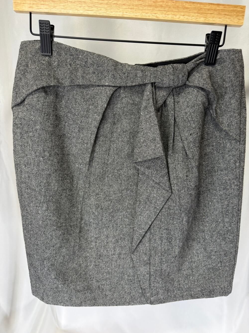Banana Republic Skirt Size 4 Wool Blend Gray Tie Waist Pencil